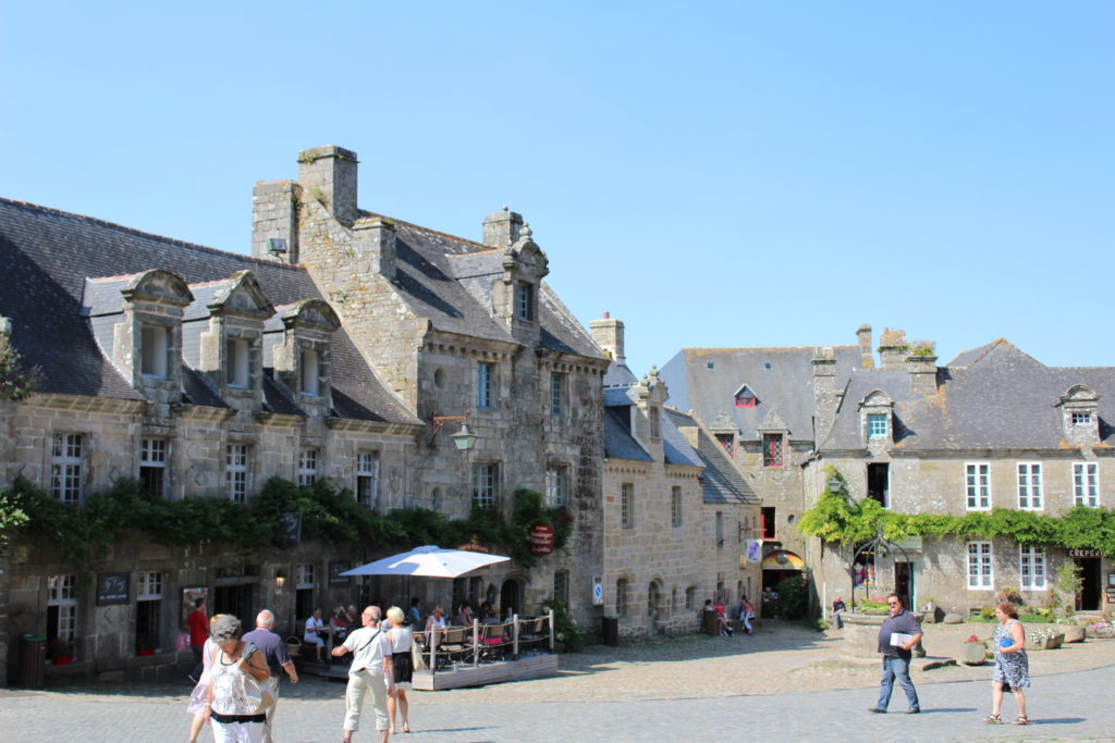Les Archi Kurieux